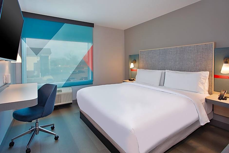 avid hotels - Detroit - Warren By IHG