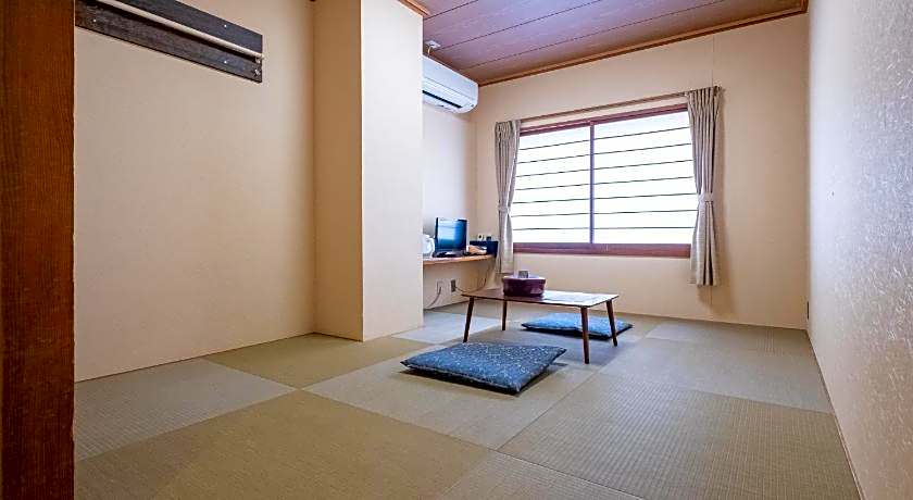 Kawaguchiko Station Inn