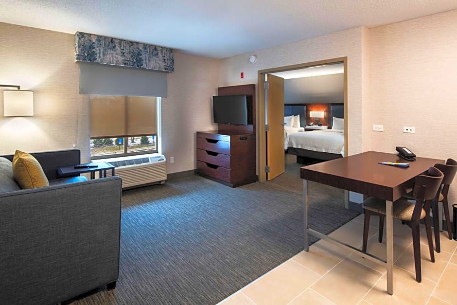 Hampton Inn By Hilton And Suites Chicago/Lincolnshire