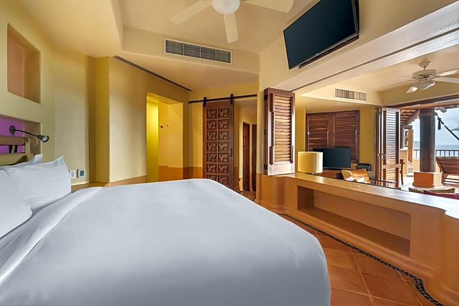 Hilton Grand Vacations Club Zihuatanejo Mexico