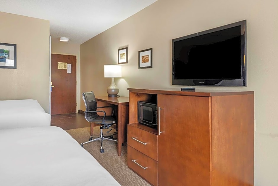 Comfort Inn & Suites Statesboro - University Area