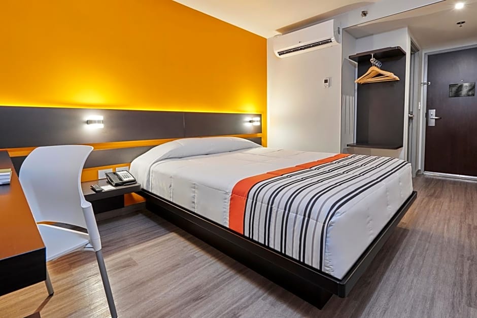 City Express Junior by Marriott Ciudad de México Sullivan