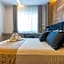B&Z LUXURY