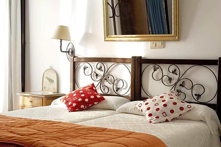 Hotel Rural La Casa De Pasarón