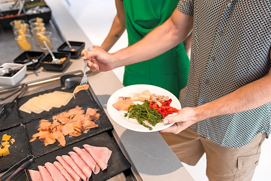 Petit Sagitario ( Only Adults )