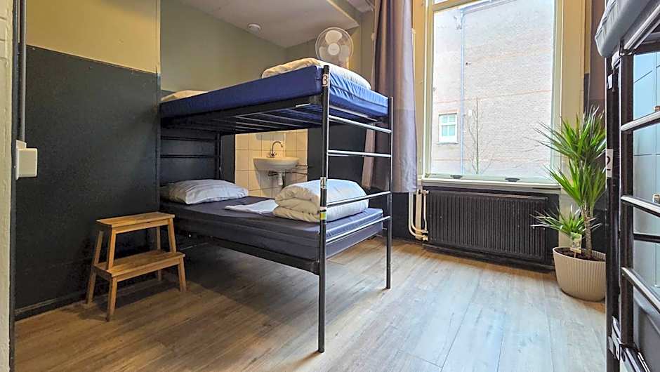 Hostel Cosmos Amsterdam