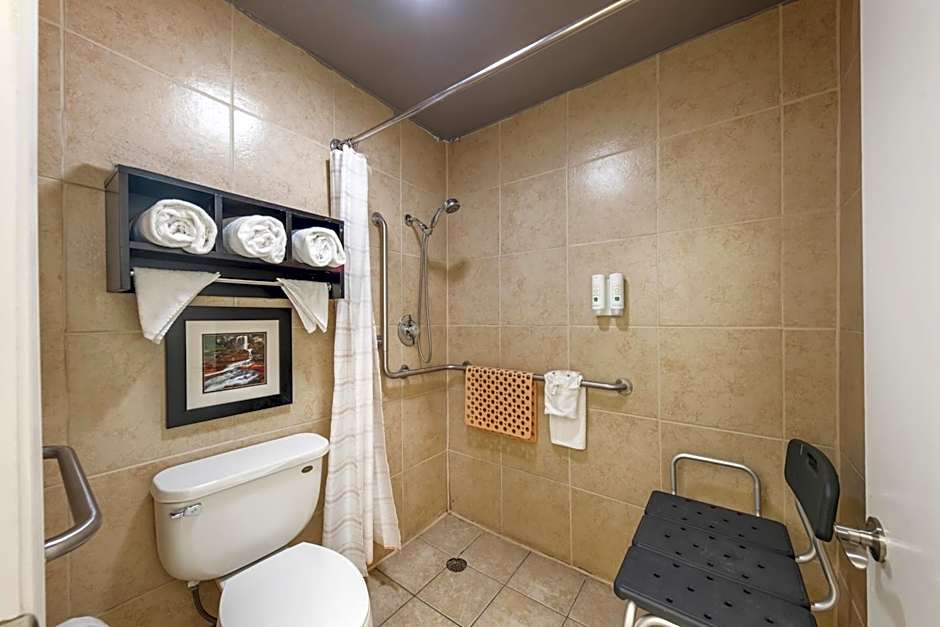 Quality Inn Near Lake Marble Falls