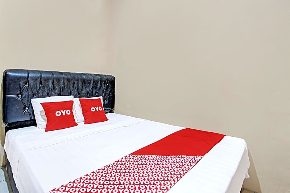 OYO 92459 Cahyo Kost 2