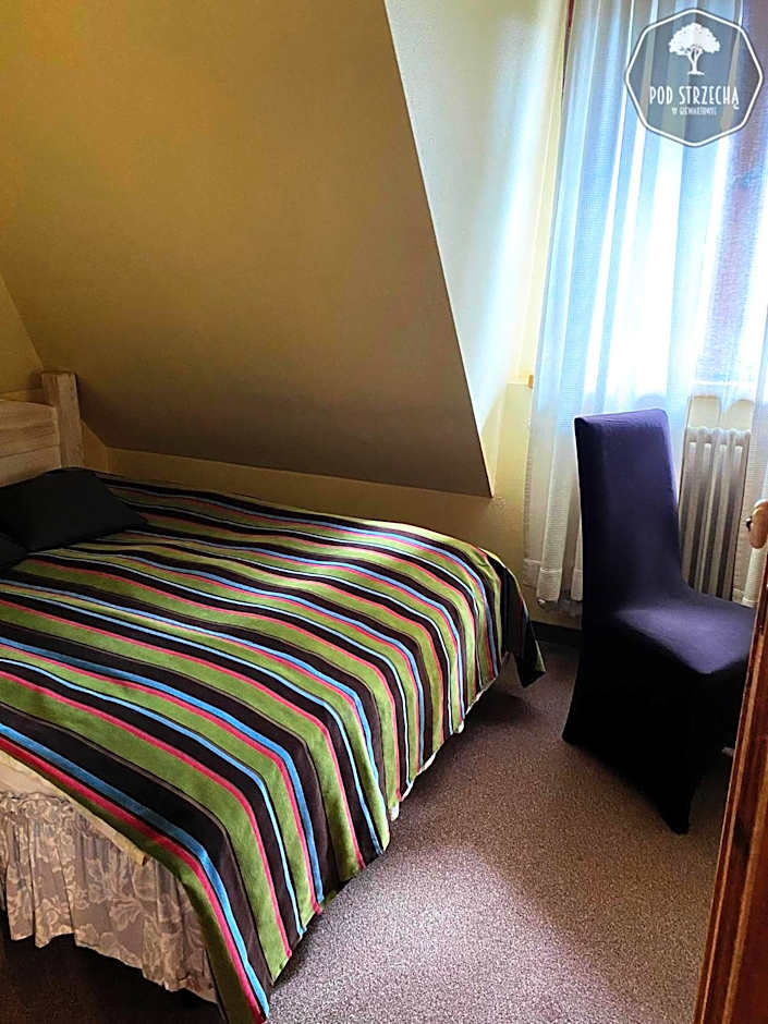 Dom Wypoczynkowy "Pod Strzechą" w Giewartowie