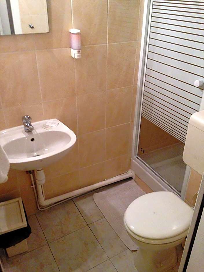 Hotel Montana Paris Lafayette