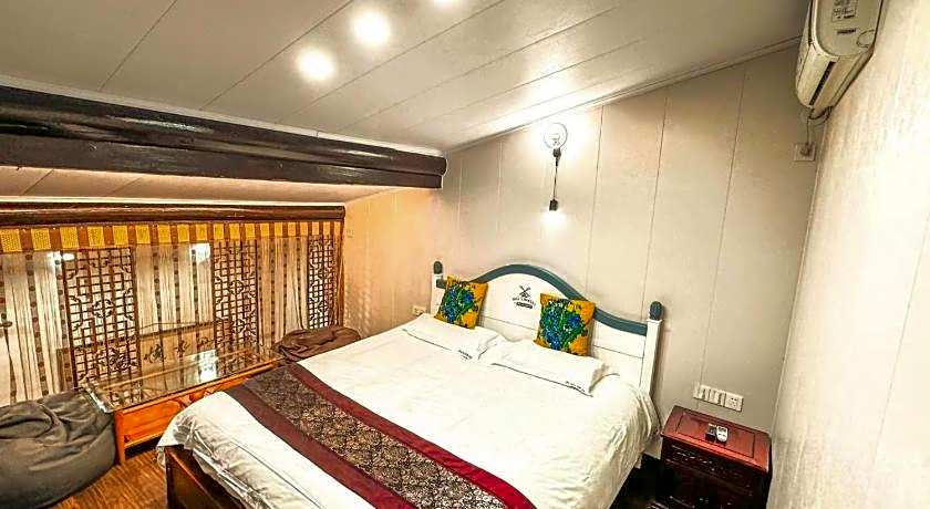 Shaoxing Luxun Native Place International Youth Hostel