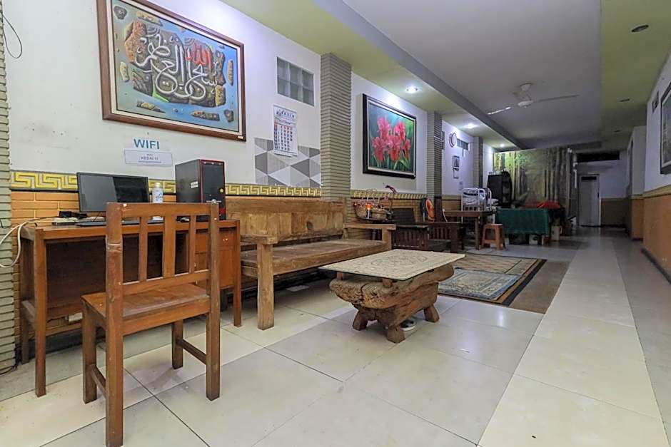 RedDoorz near Stasiun Malang Kota Lama 2 – Malang, MO