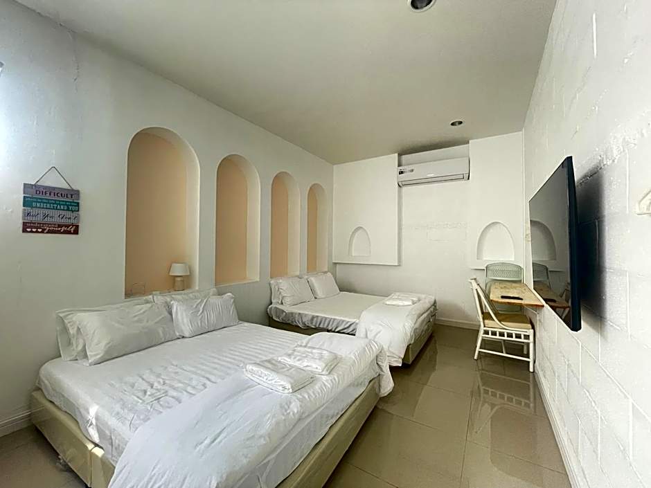 มินิมอลโฮลเทล