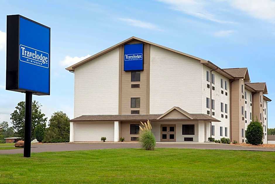 Travelodge by Wyndham Livonia