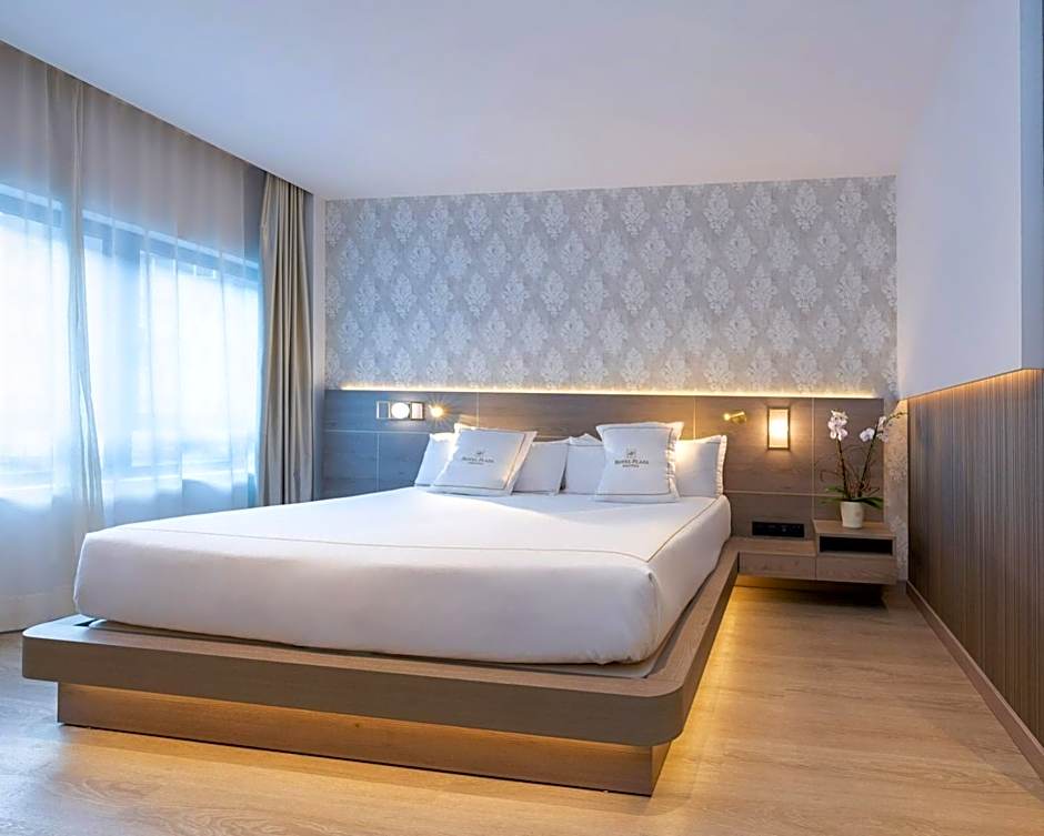 Grand Plaza Hotel & Wellness