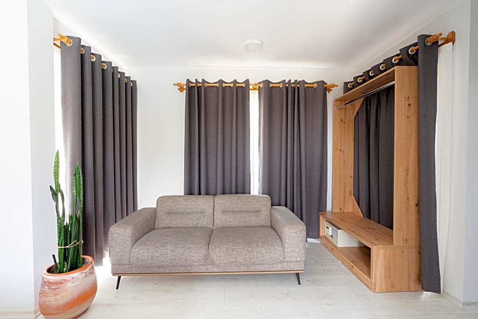 WEST HOUSE EXCLUSIVE HOTEL