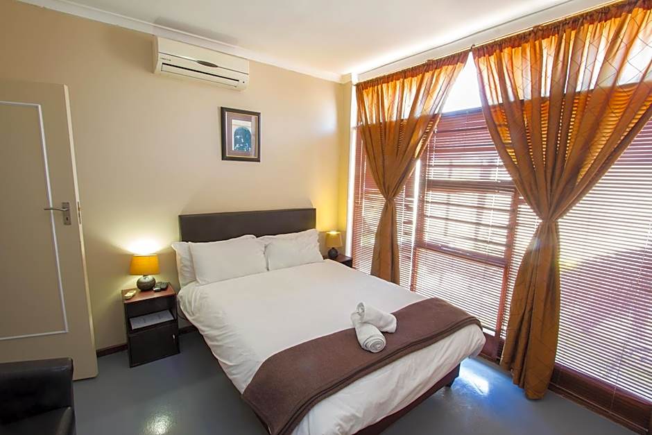 Ramasibi Guest Services