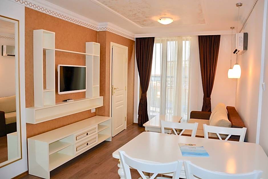 Golden Rainbow Beach Hotel