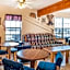 Econo Lodge Eagle Nest