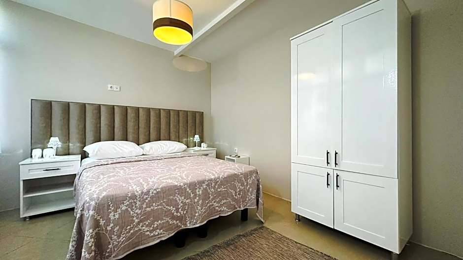 hi HOTEL IVY BÜYÜKADA