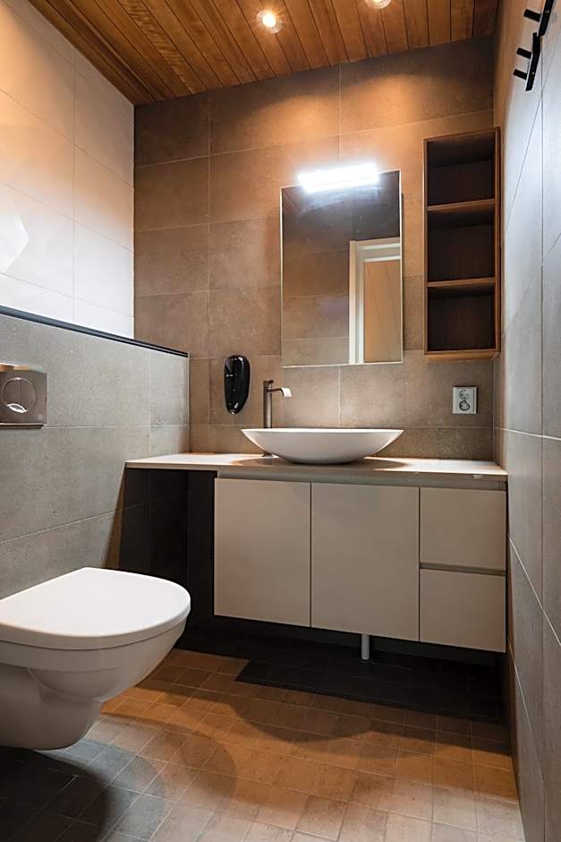 Kultakero Northern Sky, 3BR Penthouse with Jacuzzi 128m2