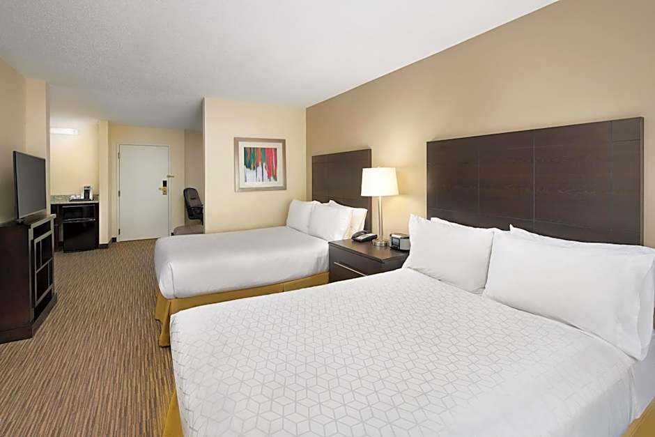 Holiday Inn Express & Suites Alpharetta By IHG