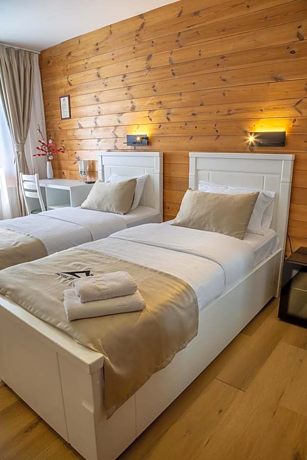 Hotel Enigma
