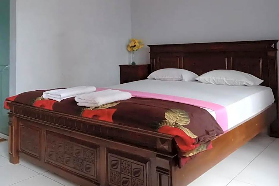 Puri Karimunjawa RedPartner