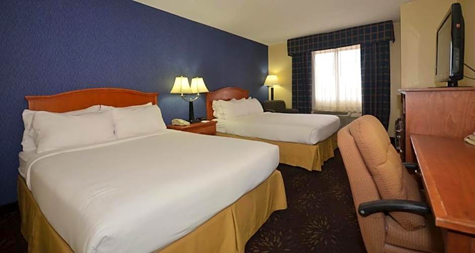 Ramada by Wyndham Santa Fe