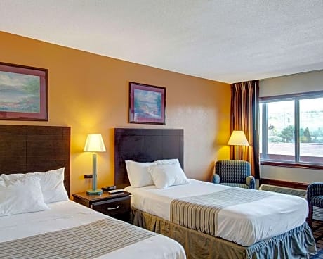 2 Double Beds, Smoking