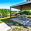 Super 8 by Wyndham Fairmont