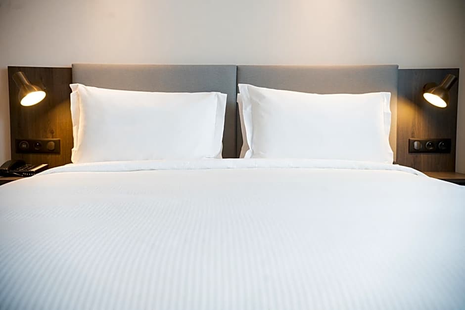 Holiday Inn Paris CDG Airport By IHG