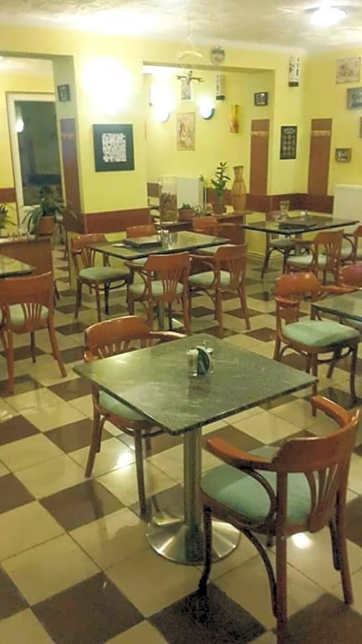 Grill Terasz Étterem és Szálláshely