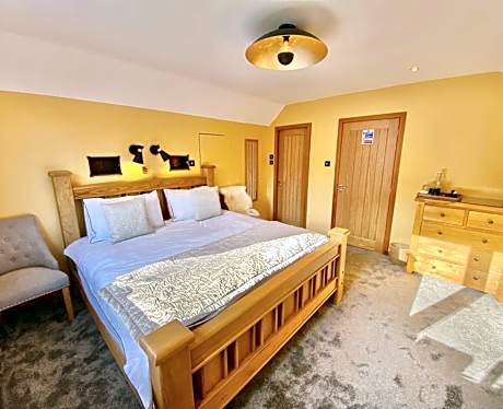 King Room with Garden View