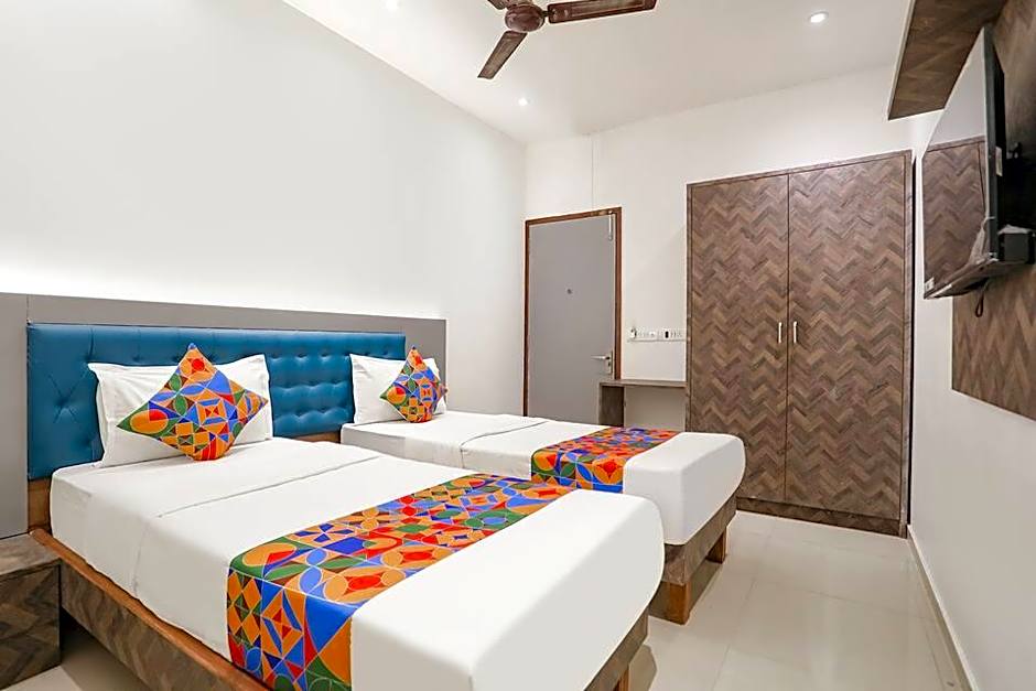 FabHotel JR Residency I - Turbhe