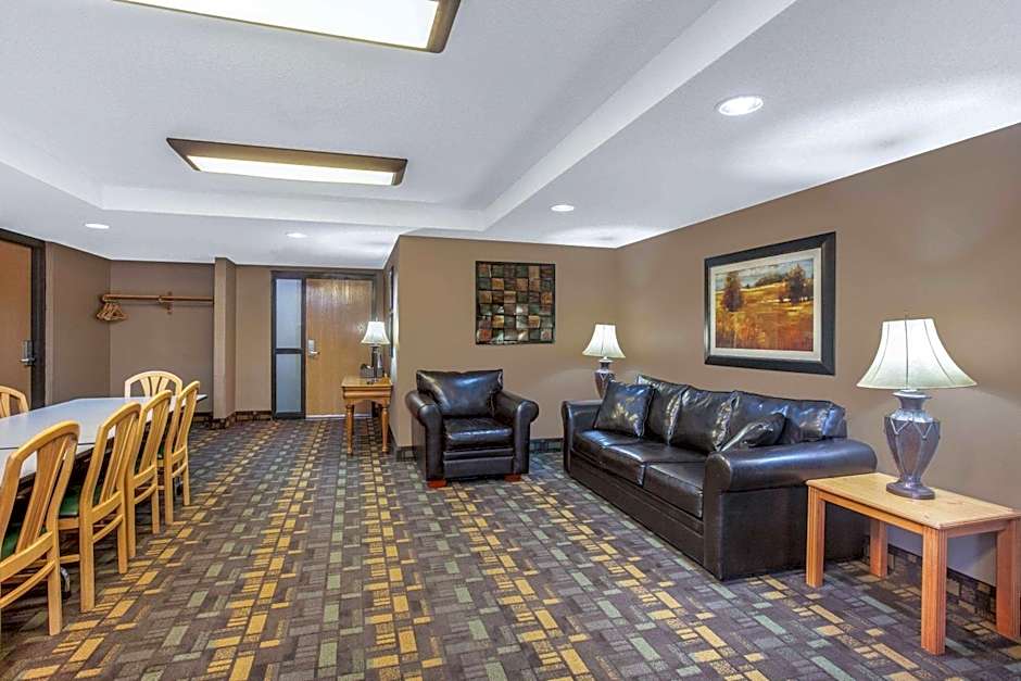 AmericInn by Wyndham Stillwater