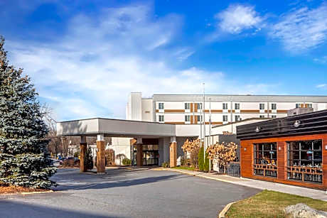 Best Western Plus New Englander