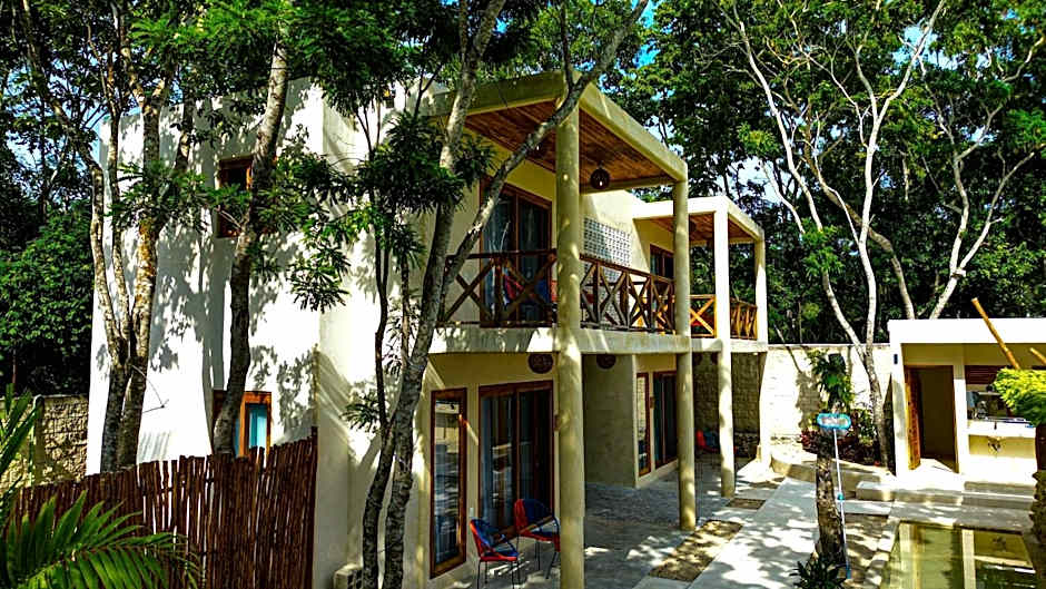 Hotel & Eco Cabañas Azul María Bacalar- Gratis Club de playa