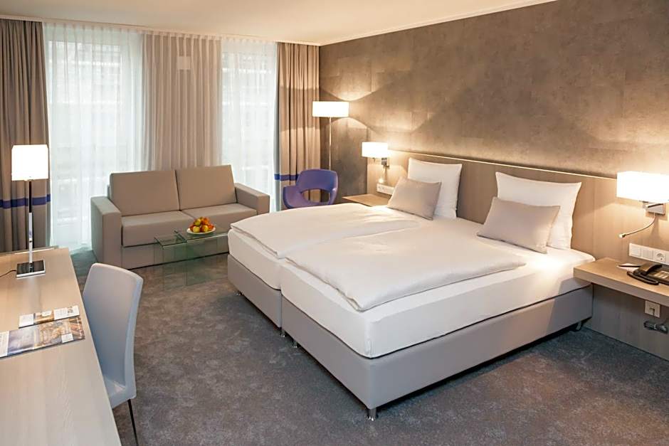 Photo 1 of 43 of relexa hotel München
