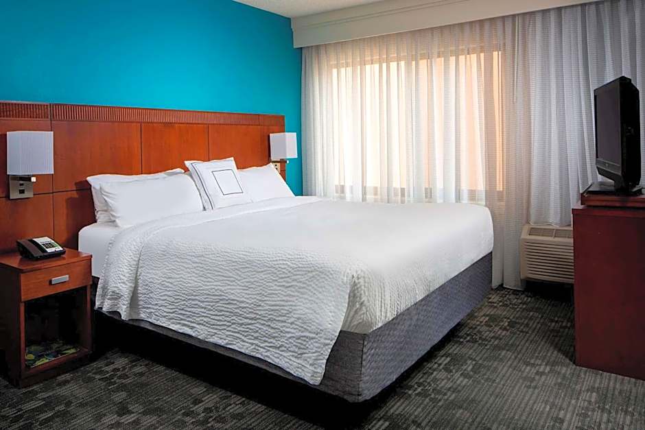 Sonesta Select Boca Raton Town Center