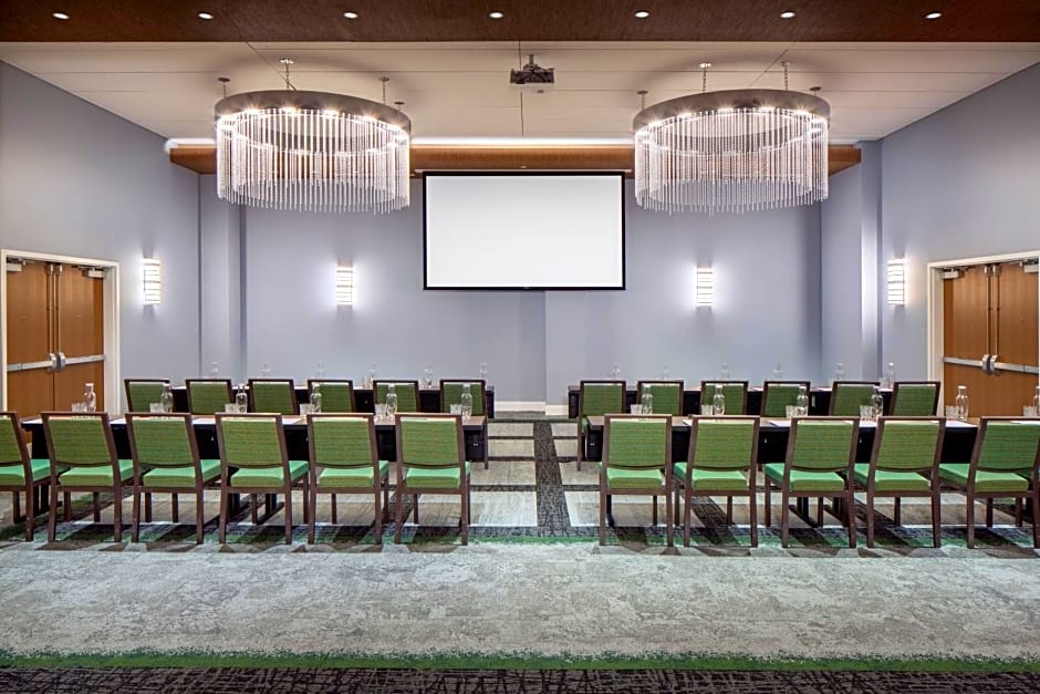 Hotel Indigo Gainesville-Celebration Pointe, an IHG Hotel