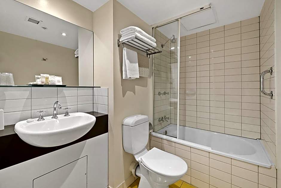 YEHS Hotel Melbourne CBD