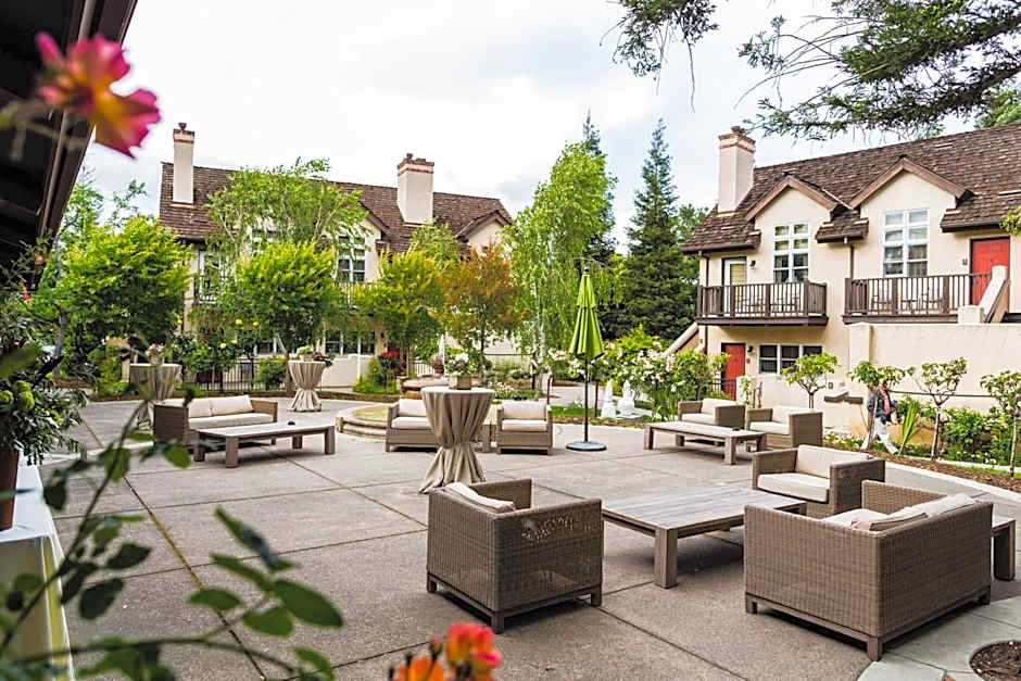 Harvest Inn