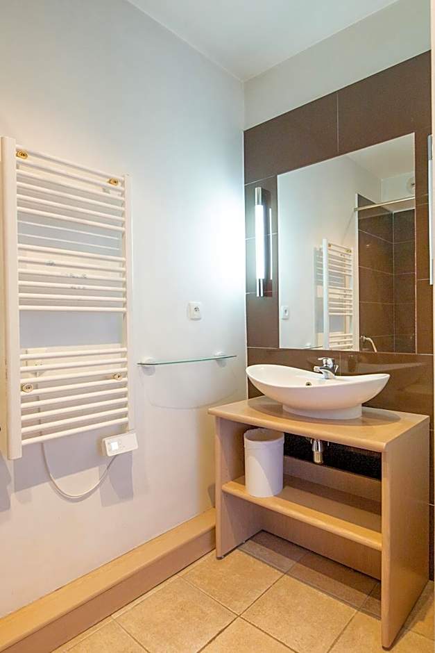 Résidence Château des Magnans by Nevesol