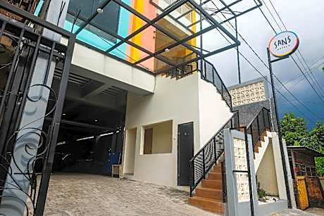 SANS Hotel Premiere Majapahit Semarang