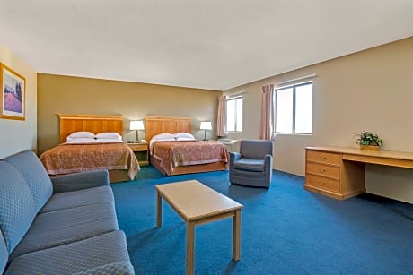 1 Queen Bed Deluxe Room Non-Smoking