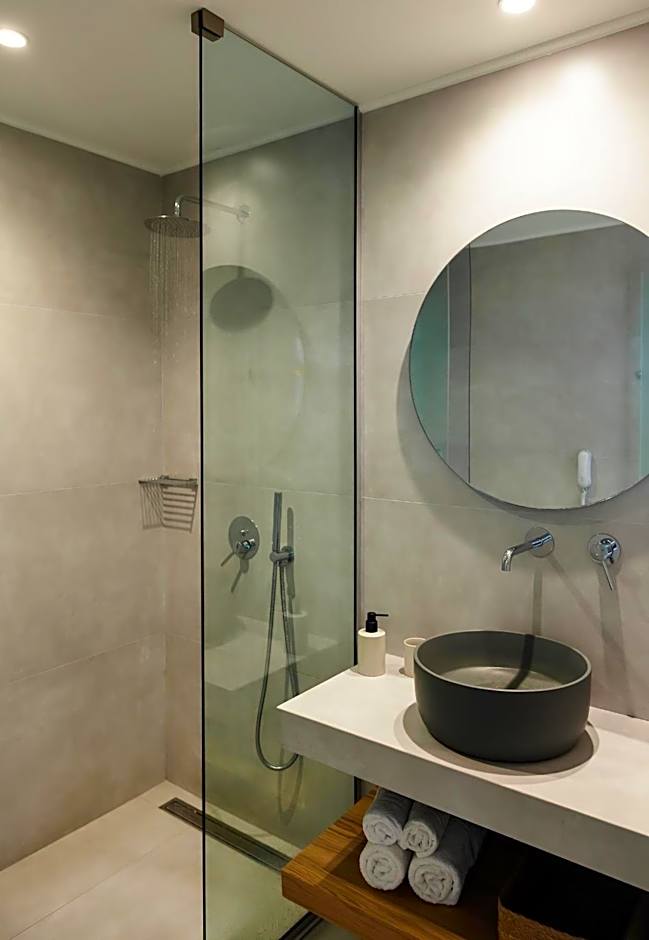 Batis Aero Beachfront Wellbeing Hotel