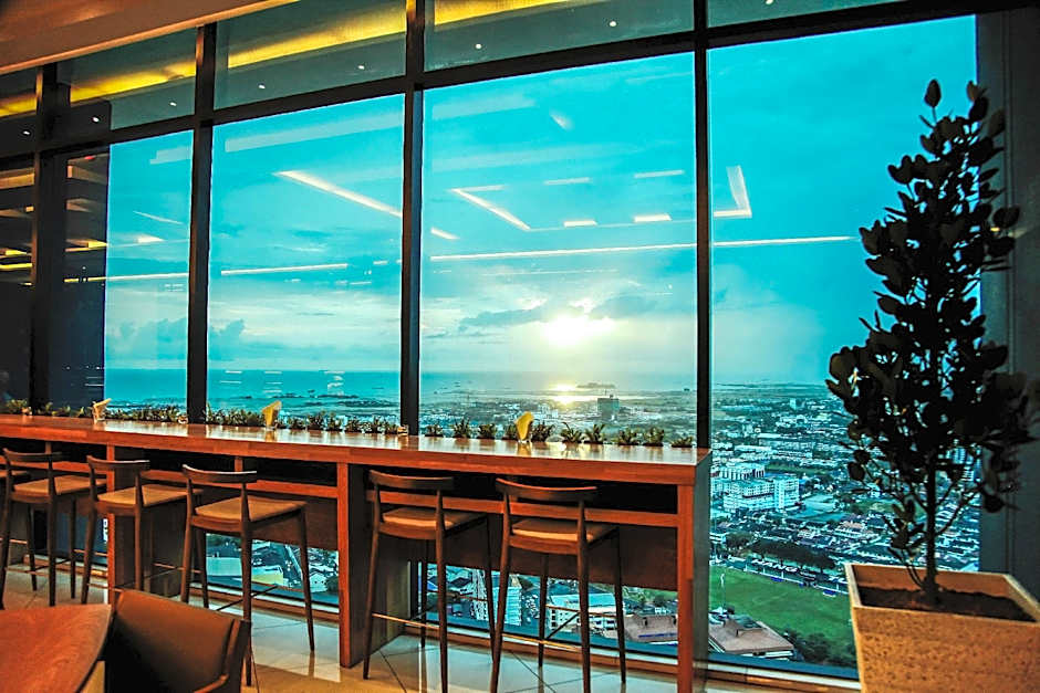 The Shore Hotel & Residences