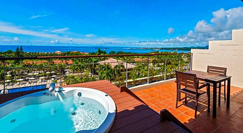 Kanucha Bay Hotel & Villas
