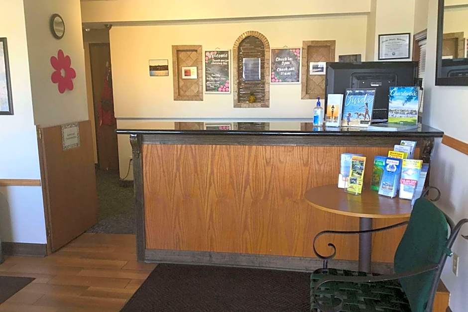 Super 8 by Wyndham Petoskey